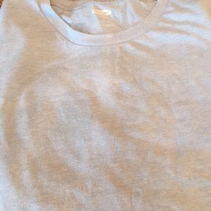 Size large men’s s/s light blue solid T-shirt